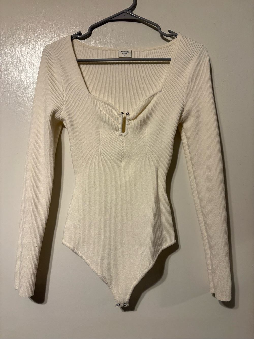 Abercrombie & Fitch Cream Ribbed Long-Sleeve Bodysuit with Center Hook